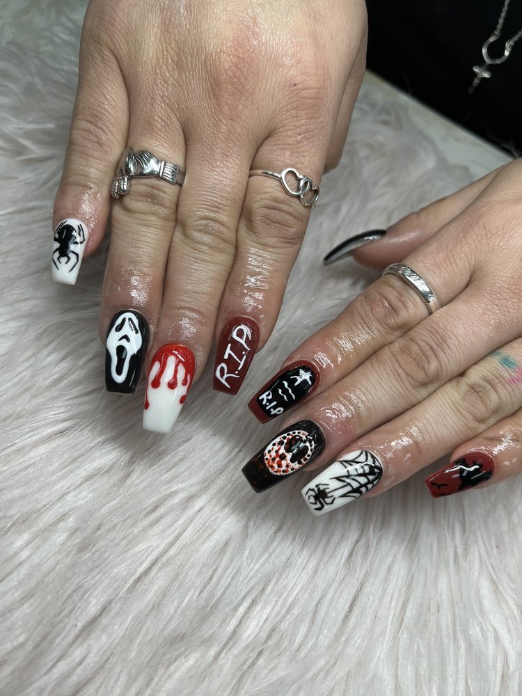 Gel manicure at Modern Nails